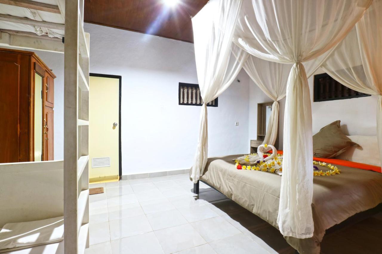 Sunjaya Kubu Guesthouse 누사 렘봉안 외부 사진