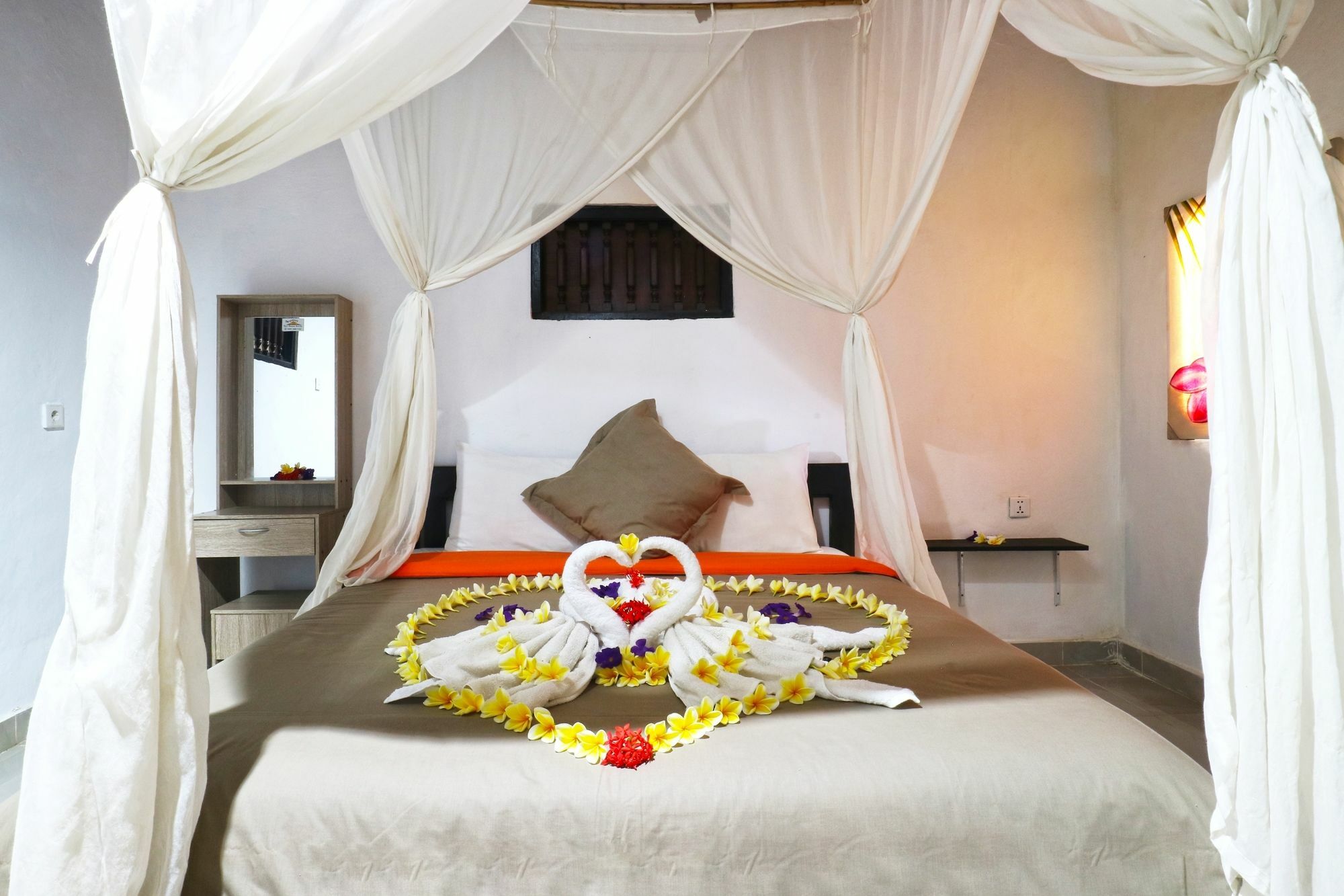 Sunjaya Kubu Guesthouse 누사 렘봉안 외부 사진